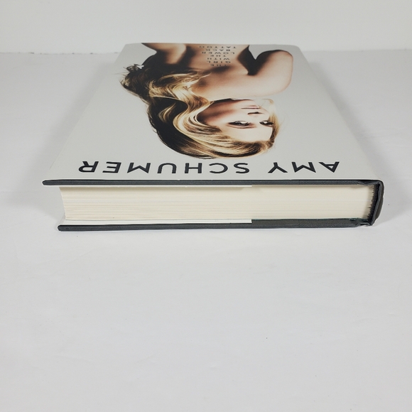 Signed Amy Schumer Girl With The Lower Back Tattoo Autographed Book NEW - Picture 6 of 8